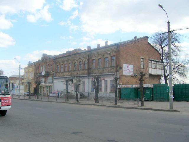 Древние здания  около рынка - ул.Советская