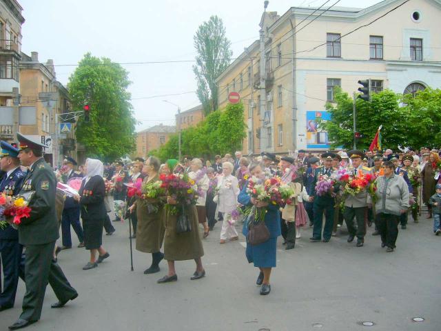 Колонна ветеранов